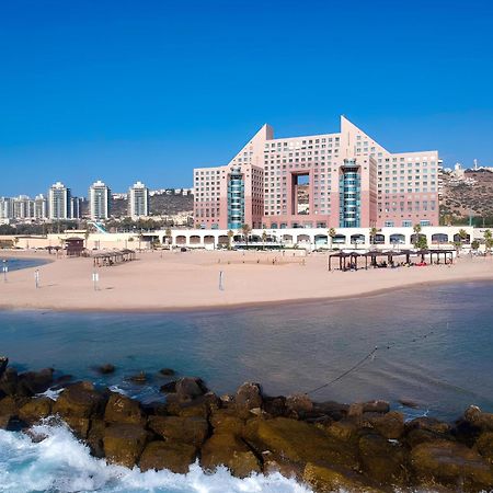 Almog Beach Apt Hotel מלון דירות אלמוג ביץ' Haifa Luaran gambar