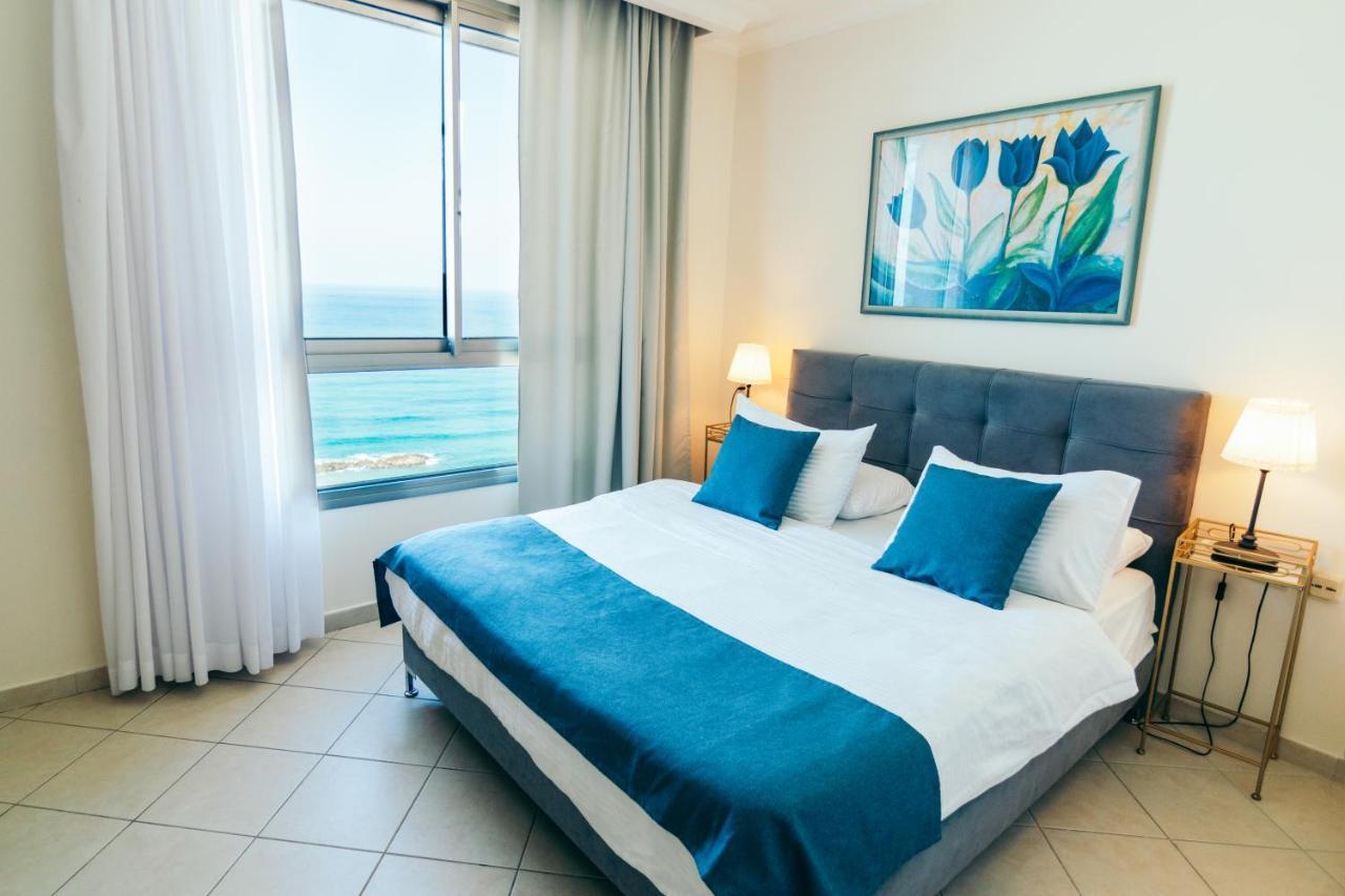 Almog Beach Apt Hotel מלון דירות אלמוג ביץ' Haifa Luaran gambar