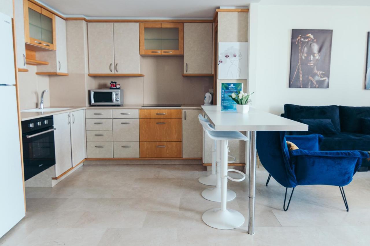 Almog Beach Apt Hotel מלון דירות אלמוג ביץ' Haifa Luaran gambar