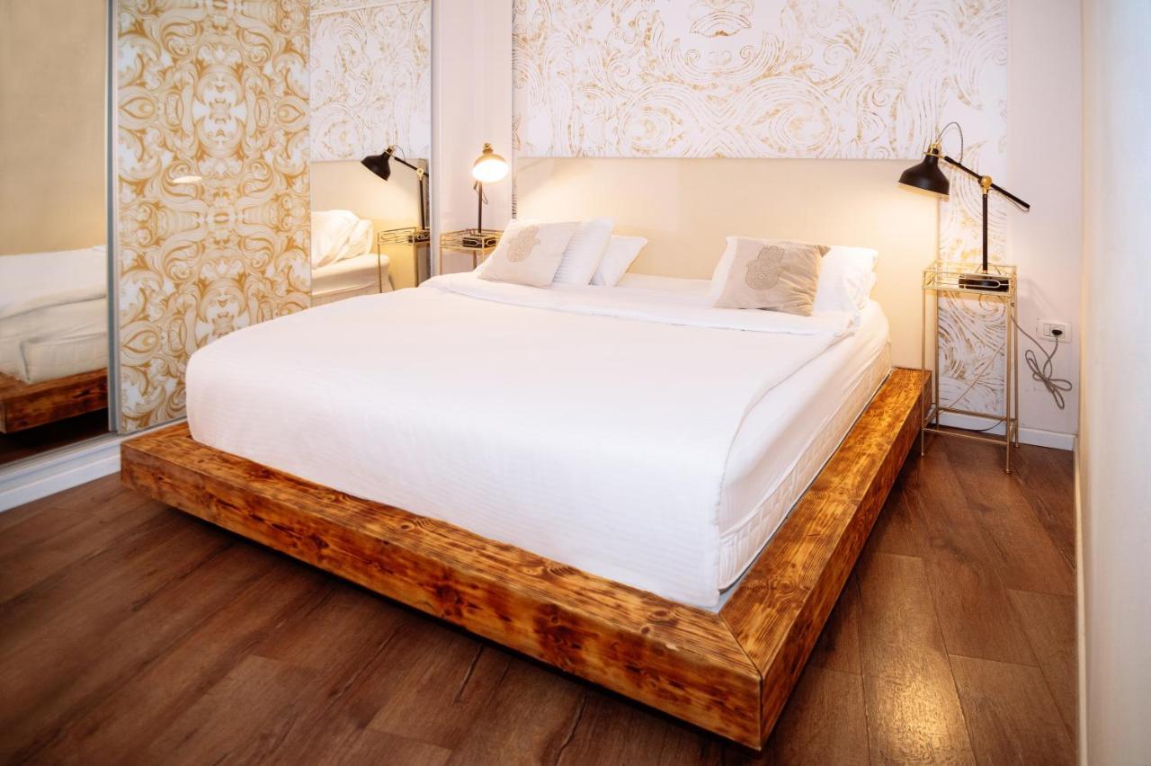 Almog Beach Apt Hotel מלון דירות אלמוג ביץ' Haifa Luaran gambar